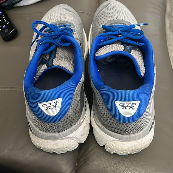 Brooks size 14 EUC - Picture 2 of 4